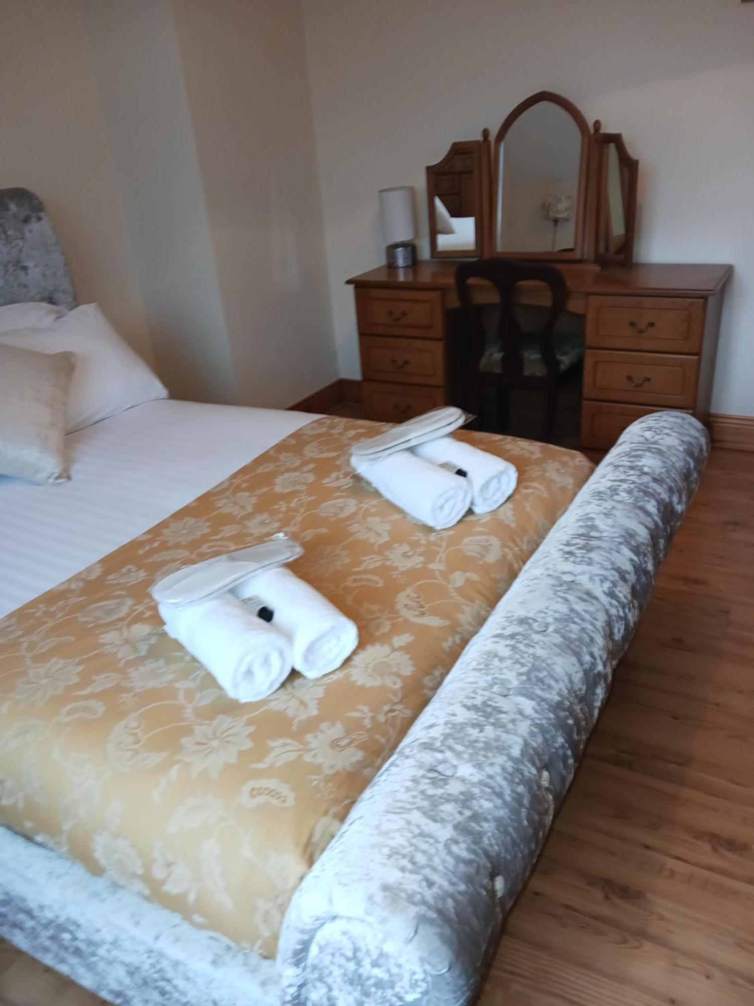Tullynacrunat Lodge Castleblayney Eksteriør bilde