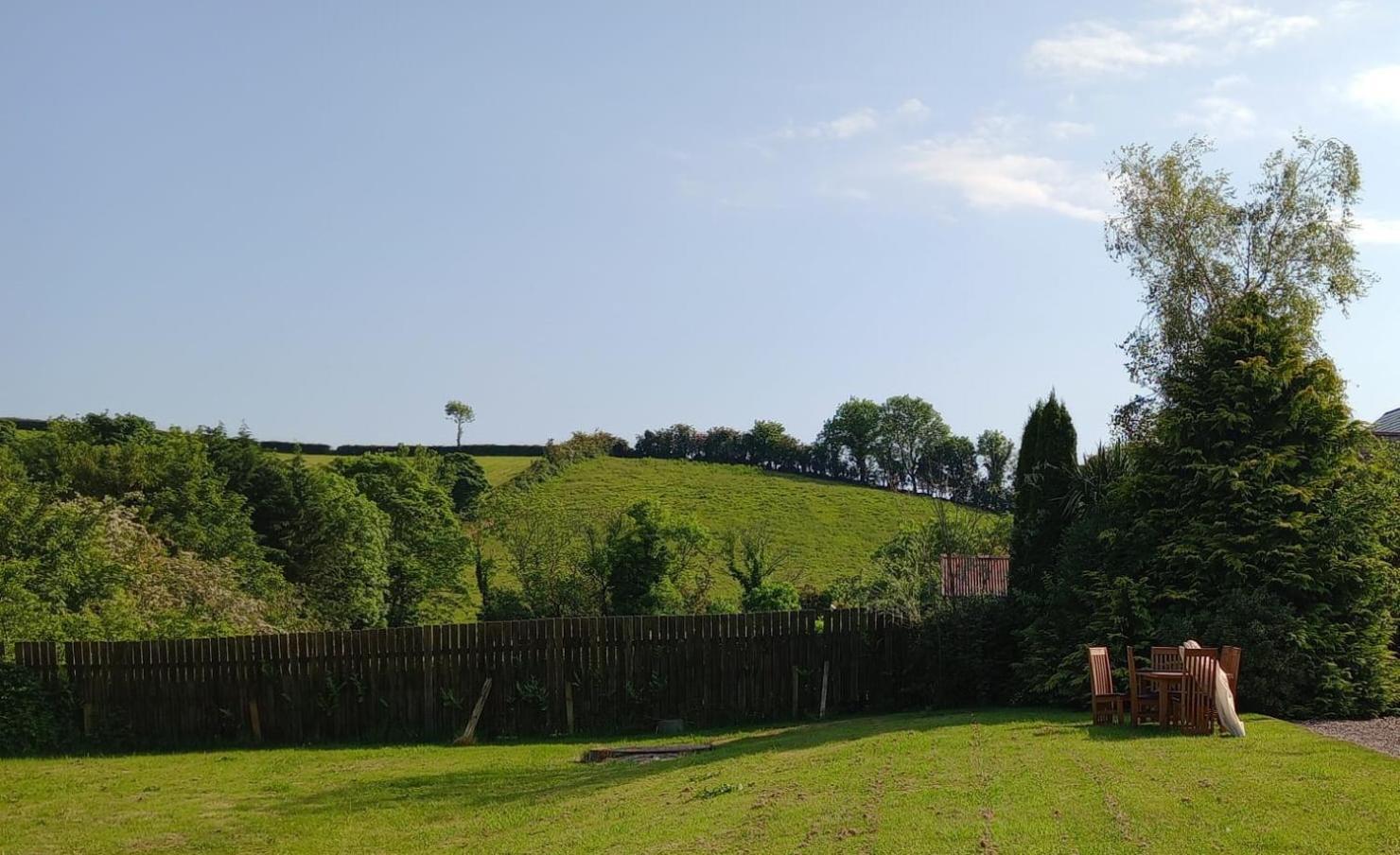 Tullynacrunat Lodge Castleblayney Eksteriør bilde