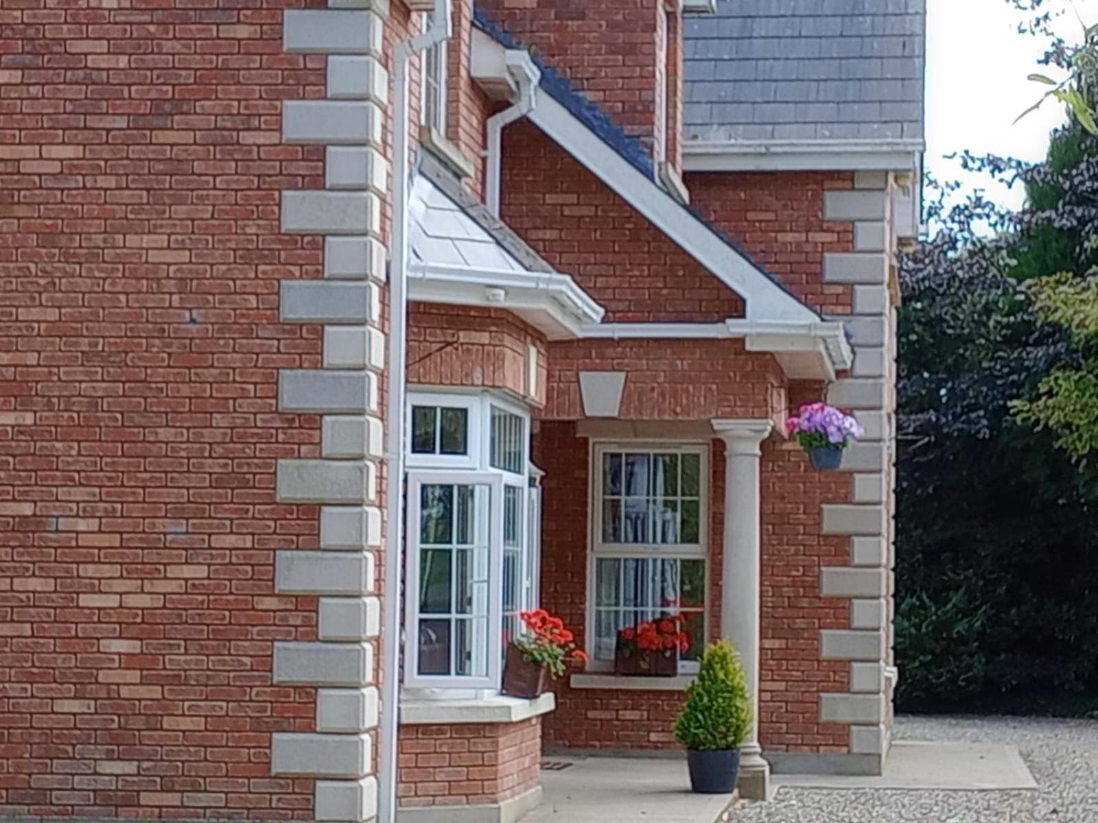 Tullynacrunat Lodge Castleblayney Eksteriør bilde